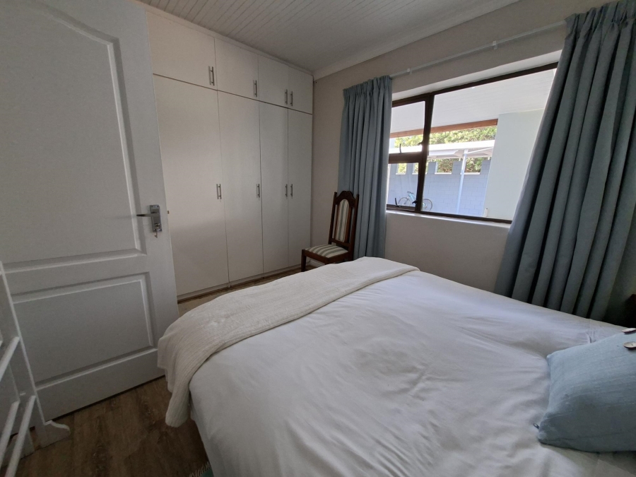 4 Bedroom Property for Sale in Pringle Bay Western Cape